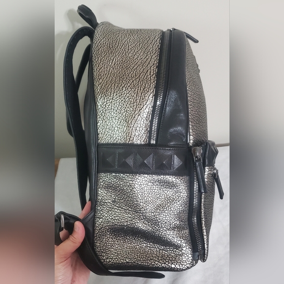 MCM Metallic Gray Cracked Leather Backpack - Picture 11 of 17